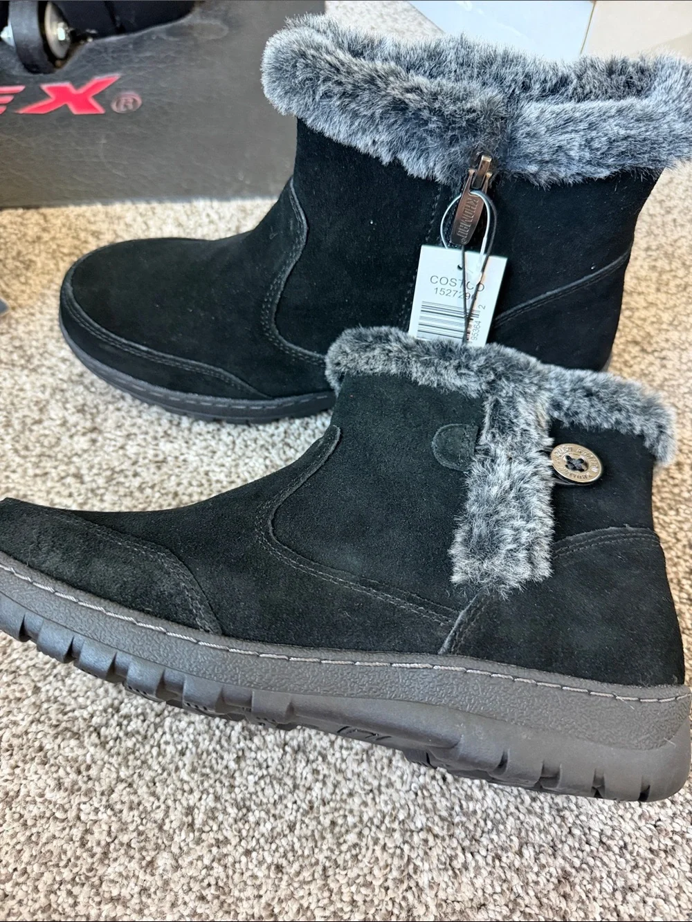 Khombu Black Faux Fur-Trim Suede Ankle Boots Women’s NWT